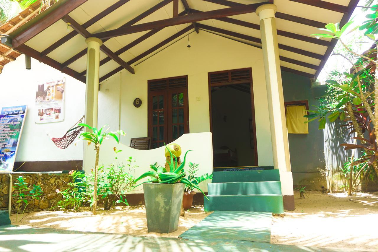 Panorama Rock Cafe Tangalle Exterior foto
