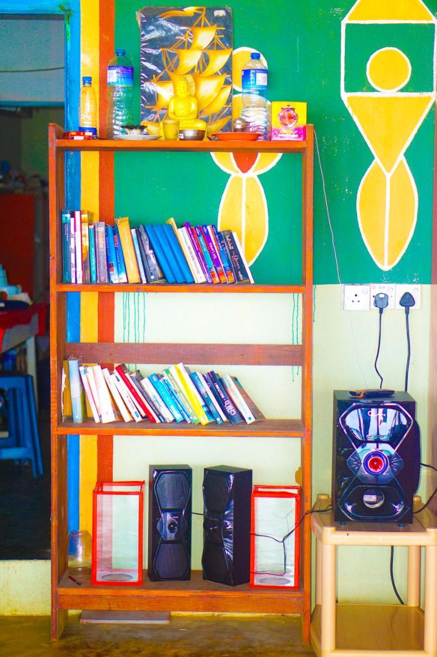 Panorama Rock Cafe Tangalle Exterior foto