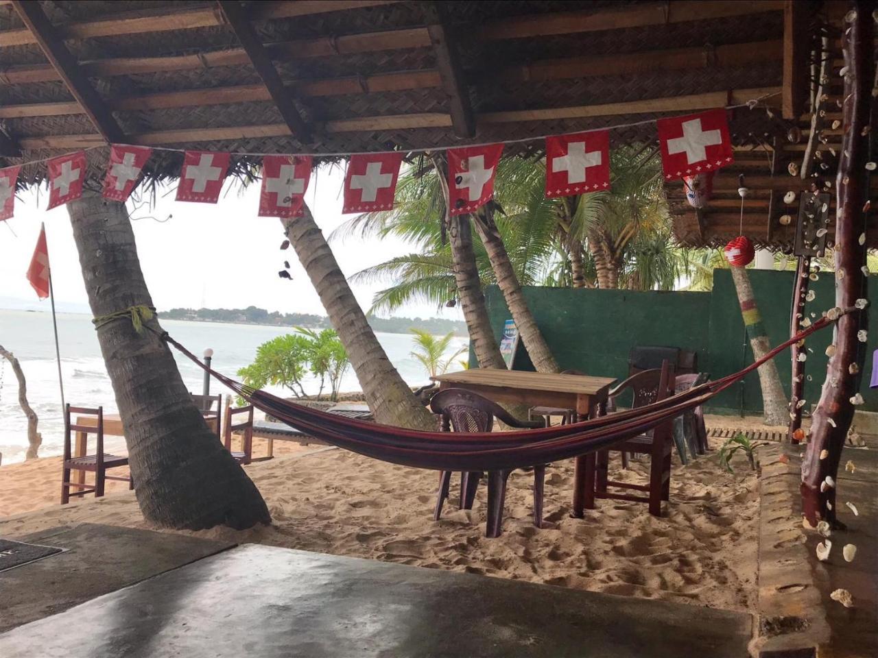 Panorama Rock Cafe Tangalle Exterior foto