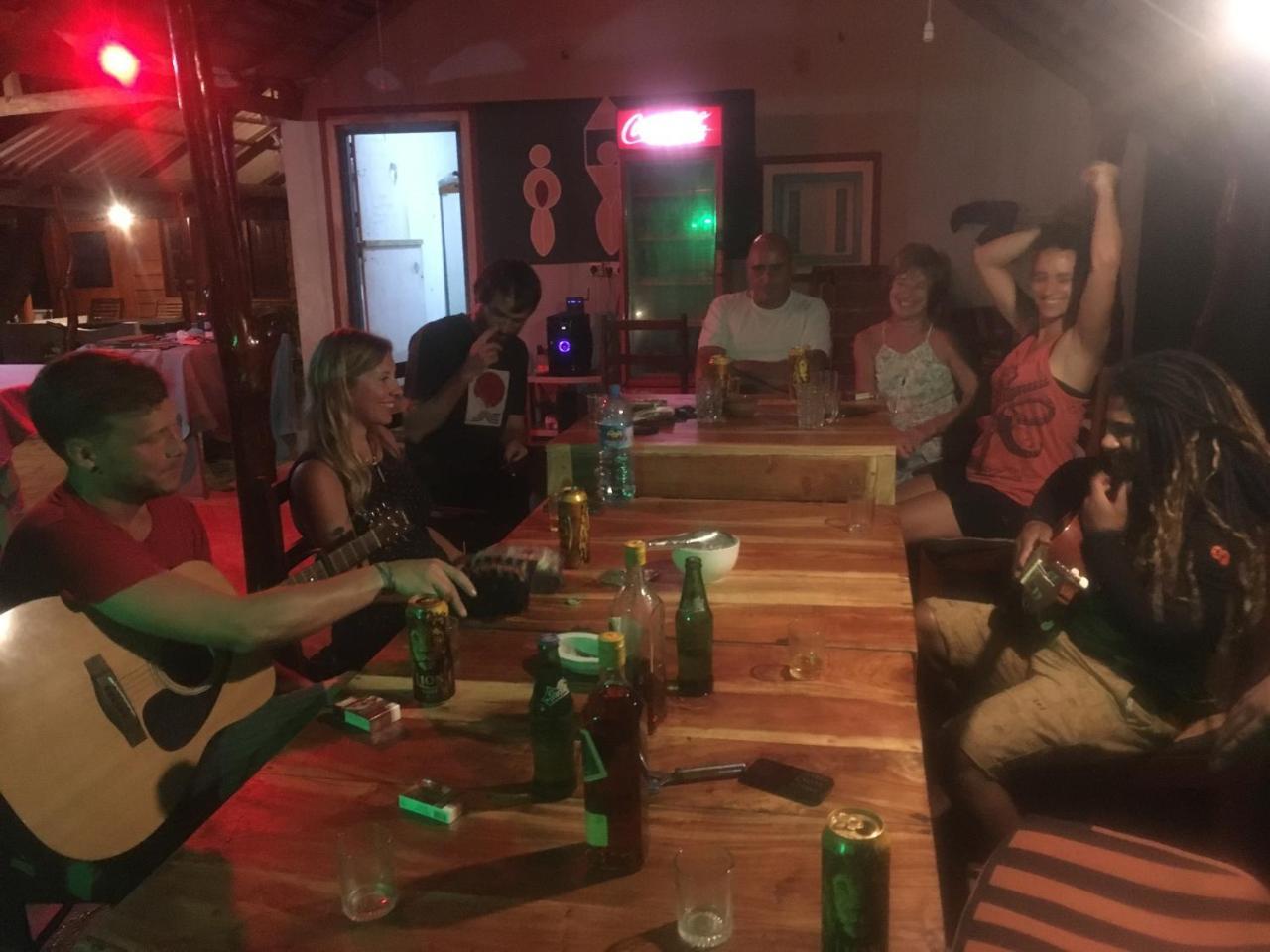Panorama Rock Cafe Tangalle Exterior foto