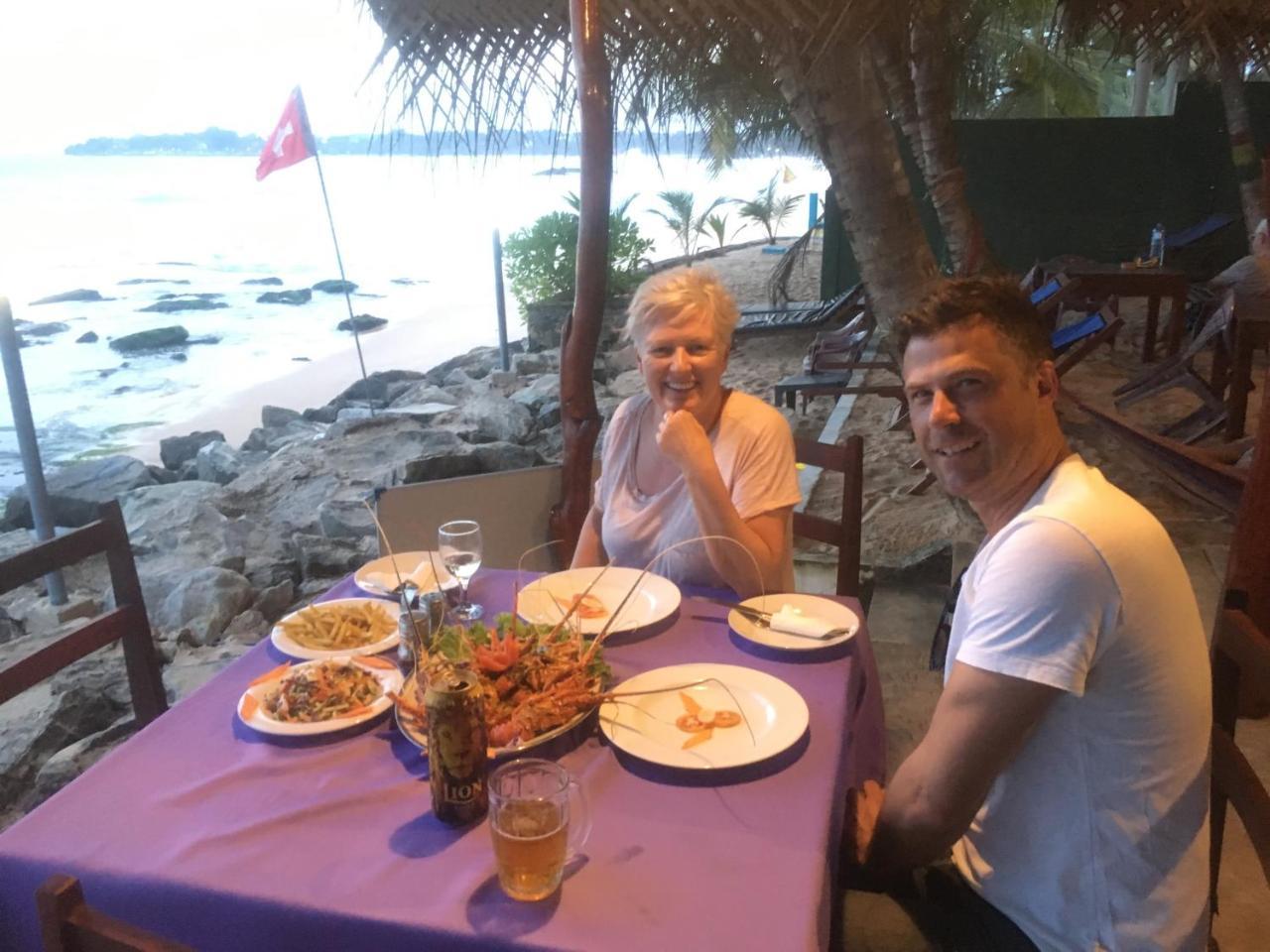 Panorama Rock Cafe Tangalle Exterior foto
