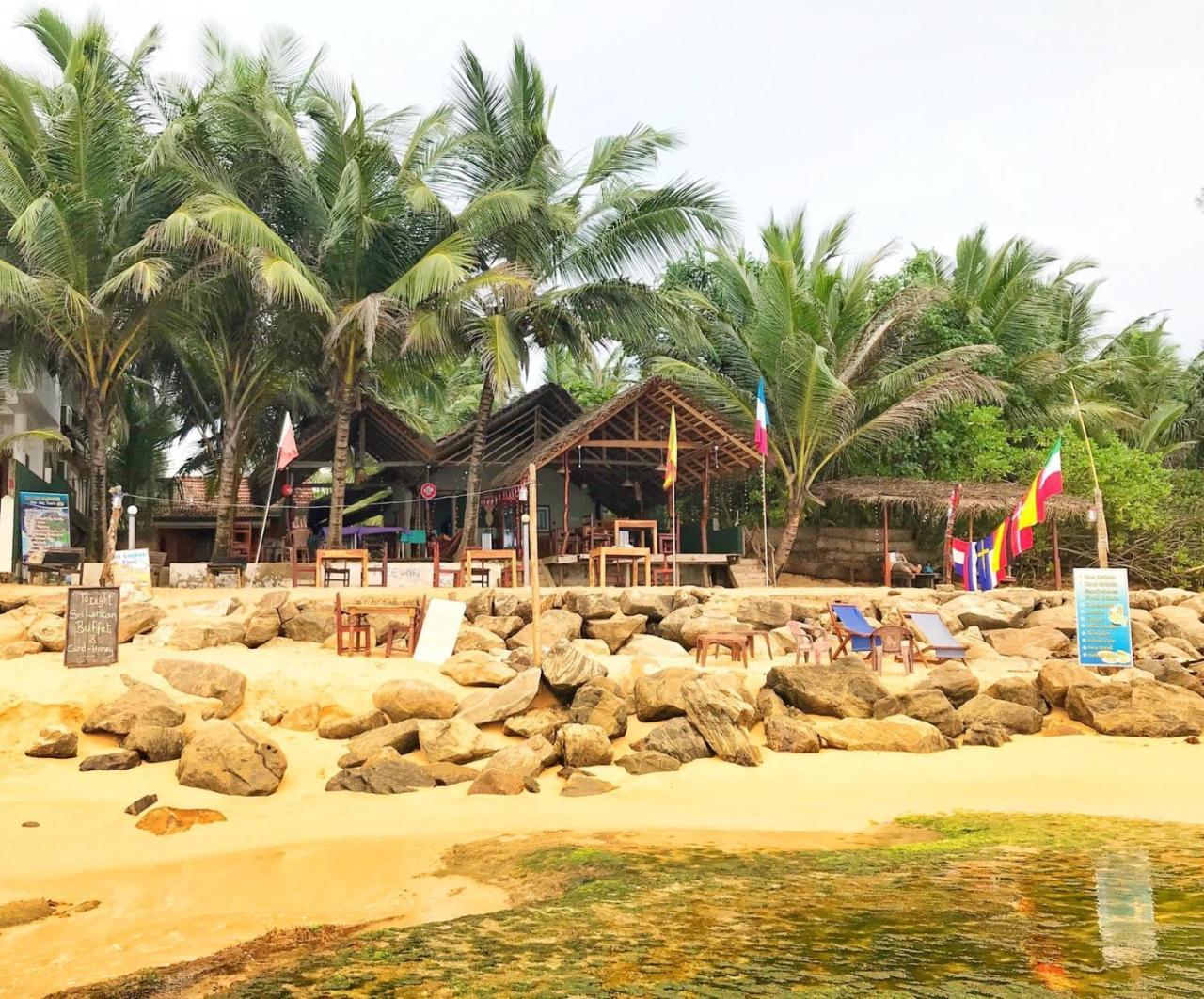 Panorama Rock Cafe Tangalle Exterior foto